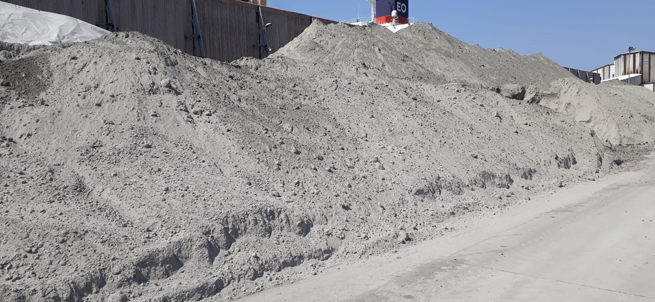 wet fly ash, wet fly ash price, wet fly ash sale, wet fly ash shipping, wet fly ash trading,